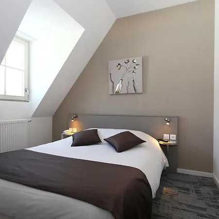 De L'ill Otel 3*
